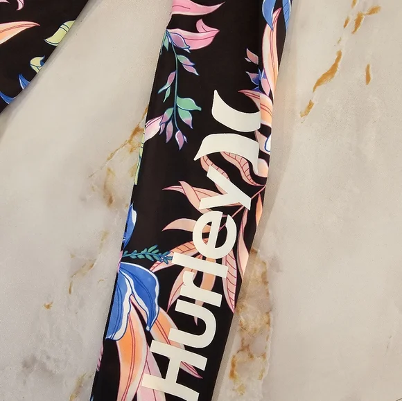 Hurley Floral Long Sleeve Swimsuit Size Medium Nwt - Picture 5 of 6